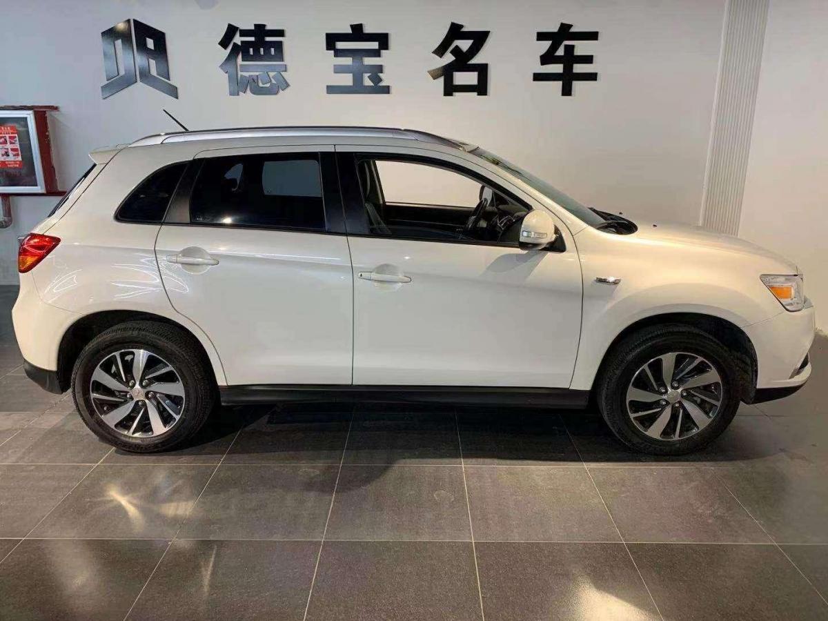 【青岛】2019年1月 三菱 劲炫asx 2018款 2.0l cvt两驱尊享版 自动档