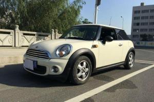 [宁波] 2011年4月 宝马minicooper1.6 奶白色