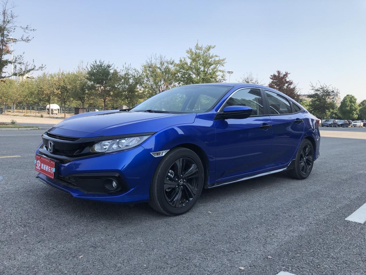 武汉2019年9月本田思域2019款220turbocvt燃动版国v蓝色自动档