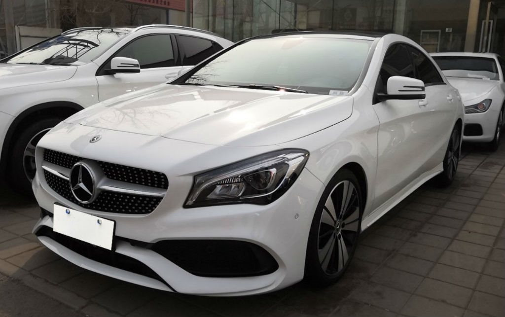 宁波2018年08月奔驰奔驰cla级2018款cla200时尚型白色手动挡