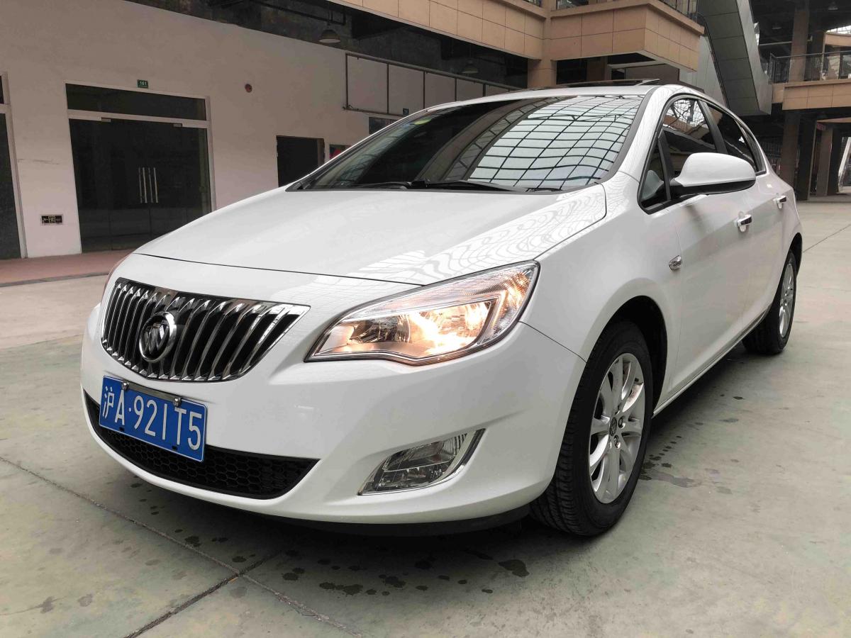 上海2012年12月别克英朗2012款xt16l自动时尚版白色自动档