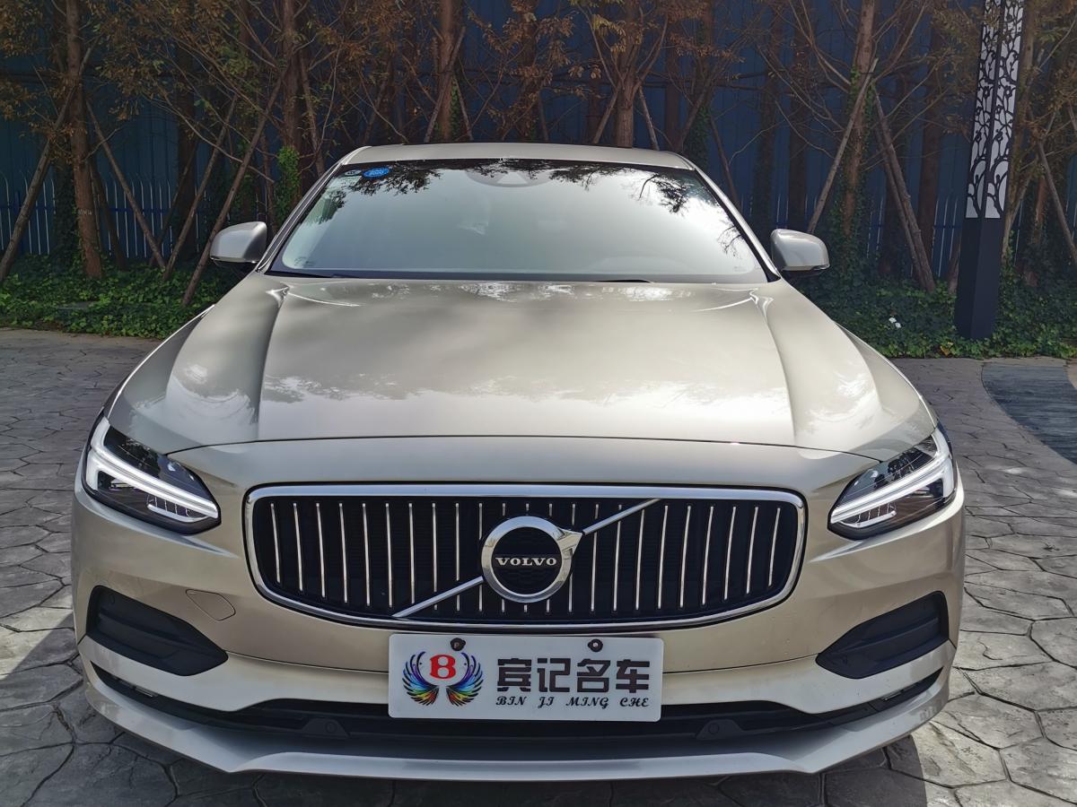 扬州2018年6月沃尔沃s902018款t4智远版香槟色自动档