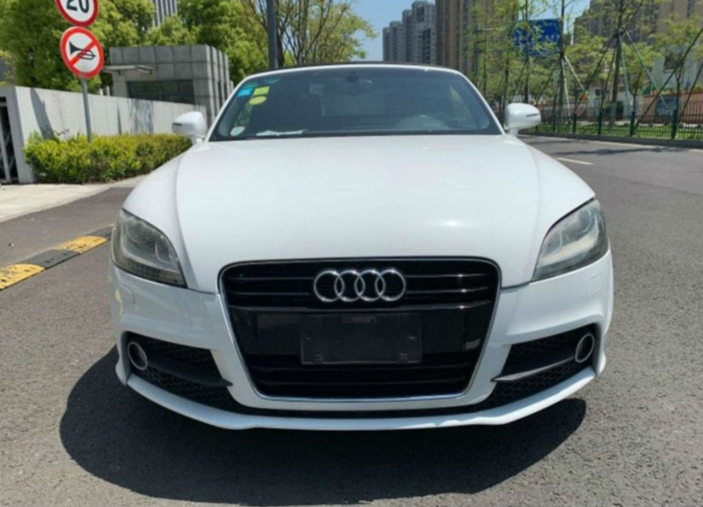 武汉2013年09月奥迪奥迪tt2013款ttroadster45tfsi白色手动挡