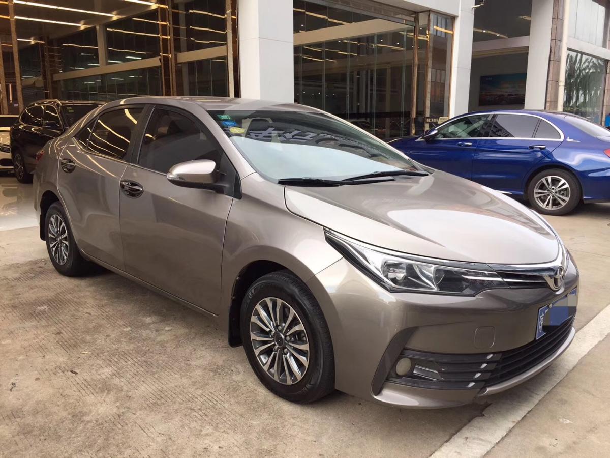 海口2017年6月丰田卡罗拉2017款12tcvtgl香槟色自动档