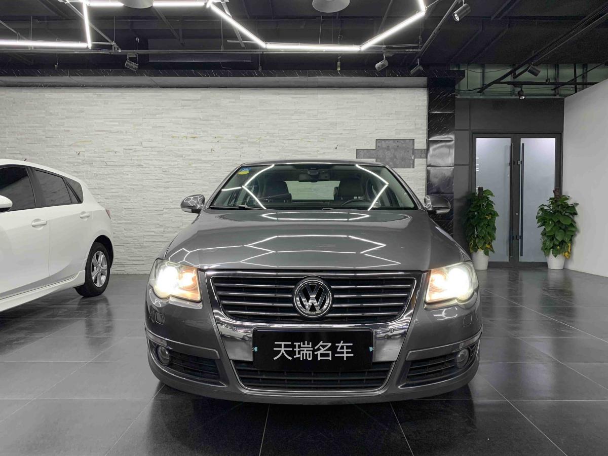 青岛2009年4月大众迈腾2009款20tsidsg豪华型灰色自动档