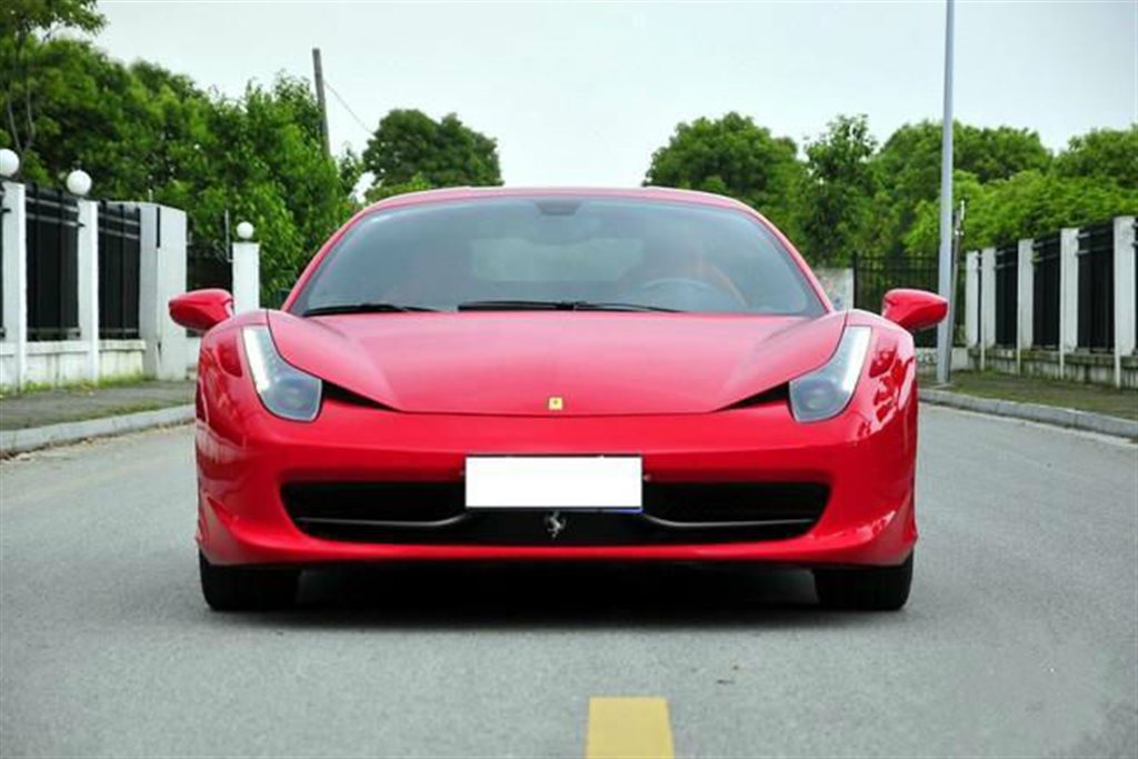 宁波2011年01月法拉利4582011款45litalia红色手动挡