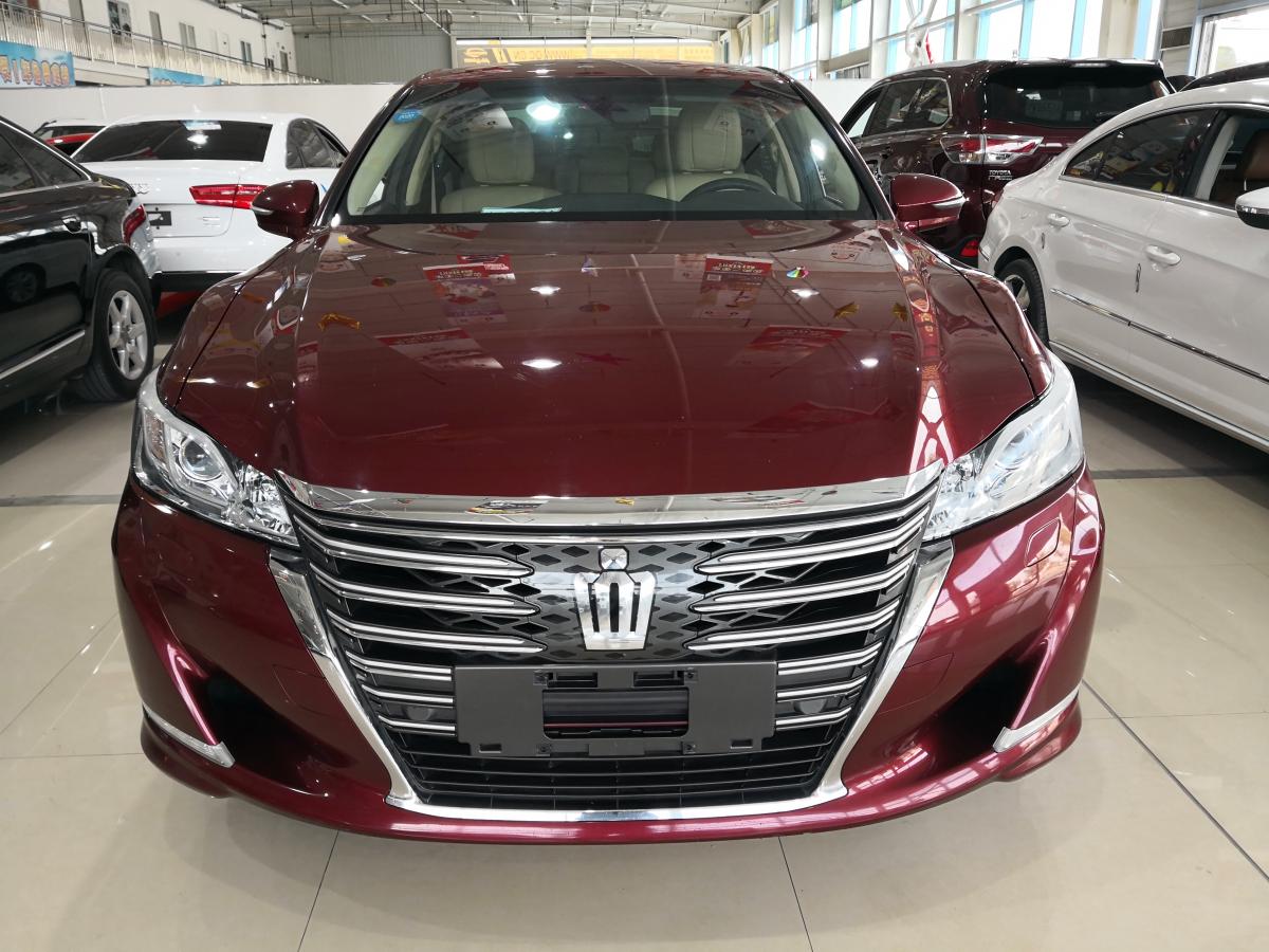 巴音郭楞蒙古自治州2017年1月丰田皇冠2015款20t先锋版红色自动档