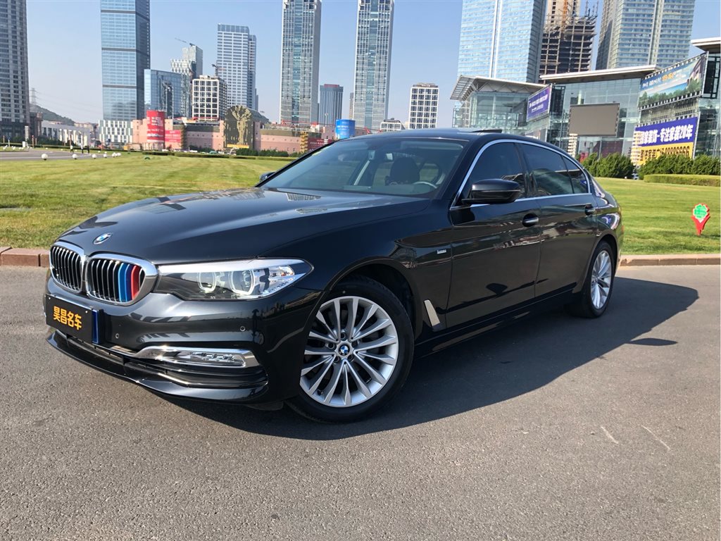 大连2018年10月宝马宝马5系2018款525im运动套装黑色手动挡