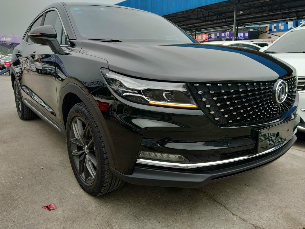 成都2019年05月东风风光ix52019款220tcvt智尚型黑色手动挡