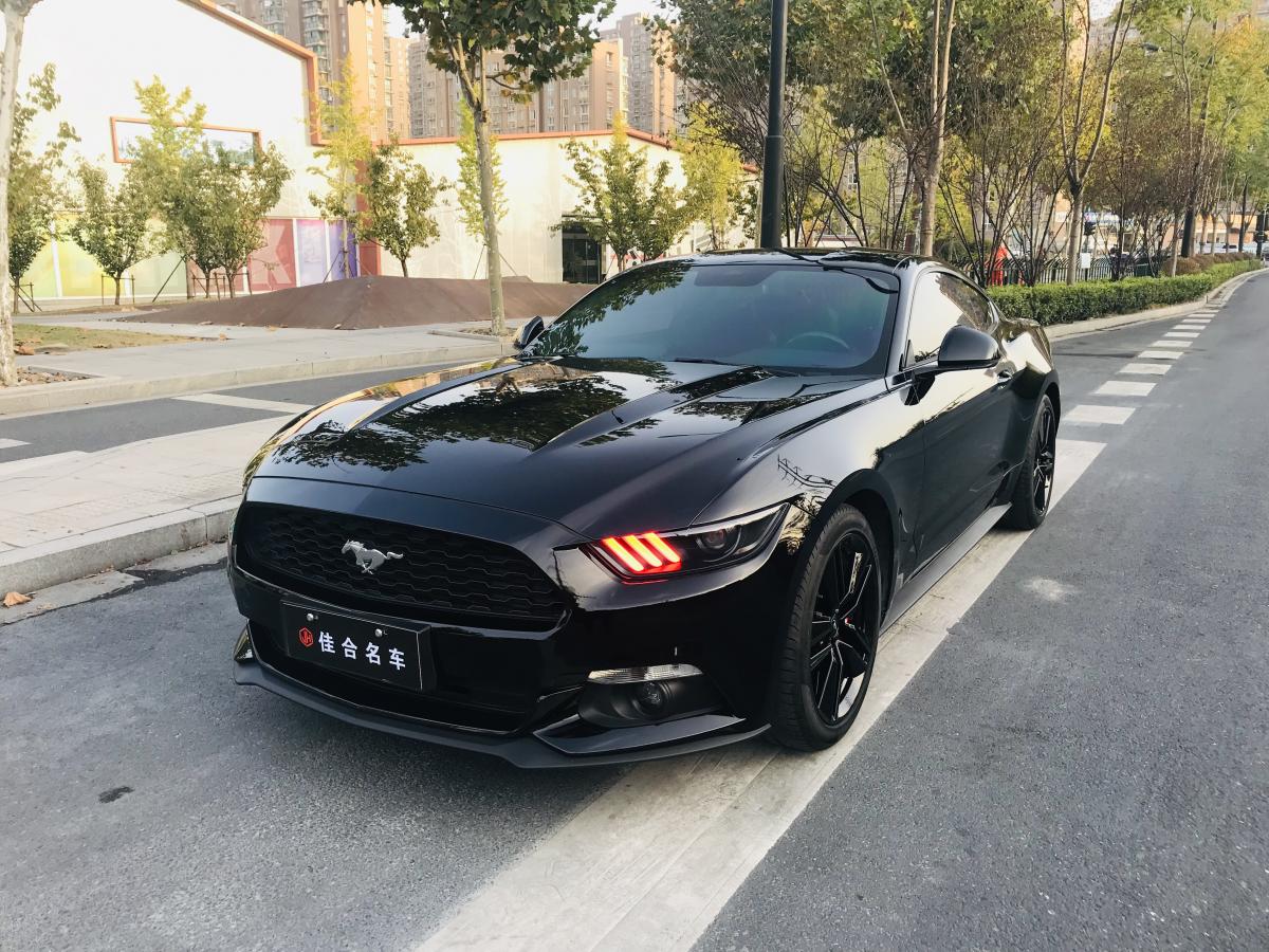 杭州2017年8月福特野马23t性能版黑色自动档