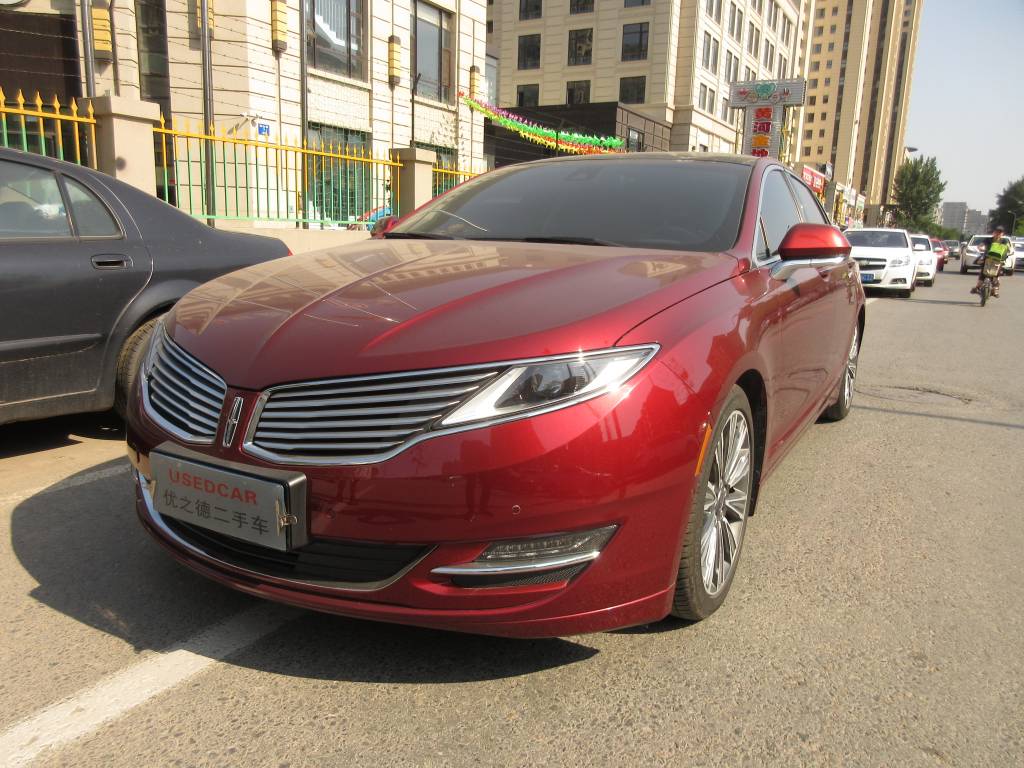 沈阳2016年1月林肯mkz2015款20t总统系列红色自动档