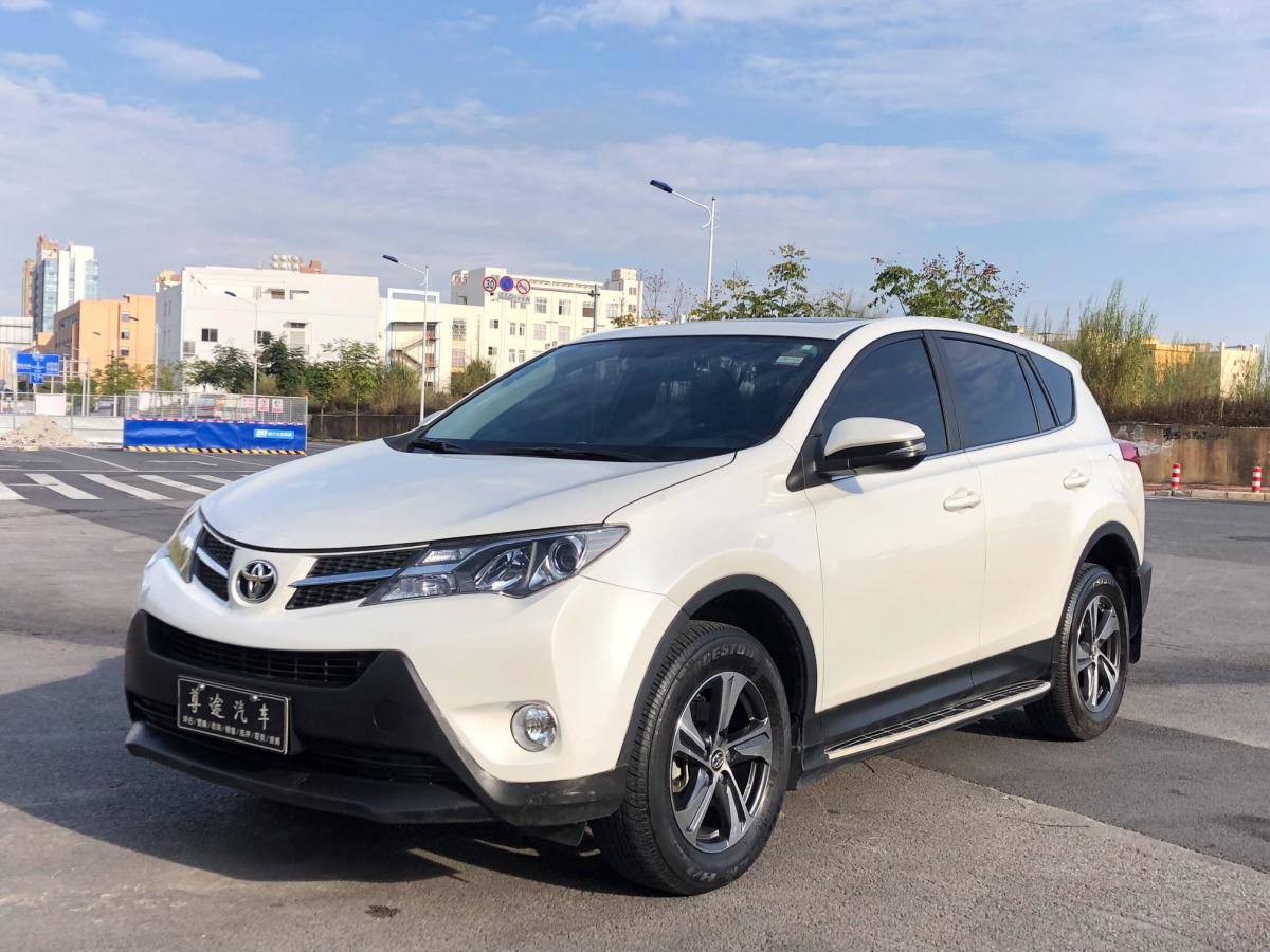 南宁2016年6月丰田rav4荣放2016款20lcvt两驱风尚版白色自动档