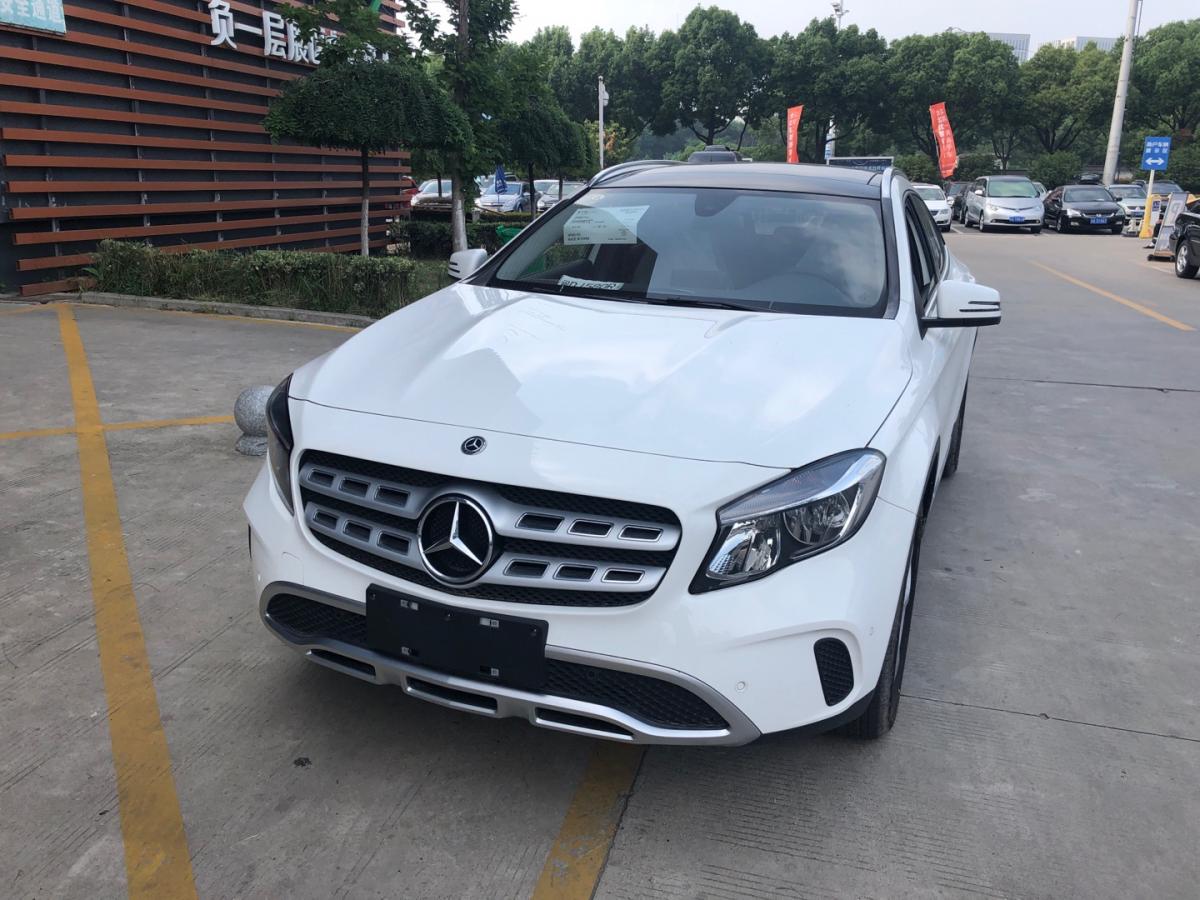 南京2019年6月2017款奔驰gla级gla200动感型白色
