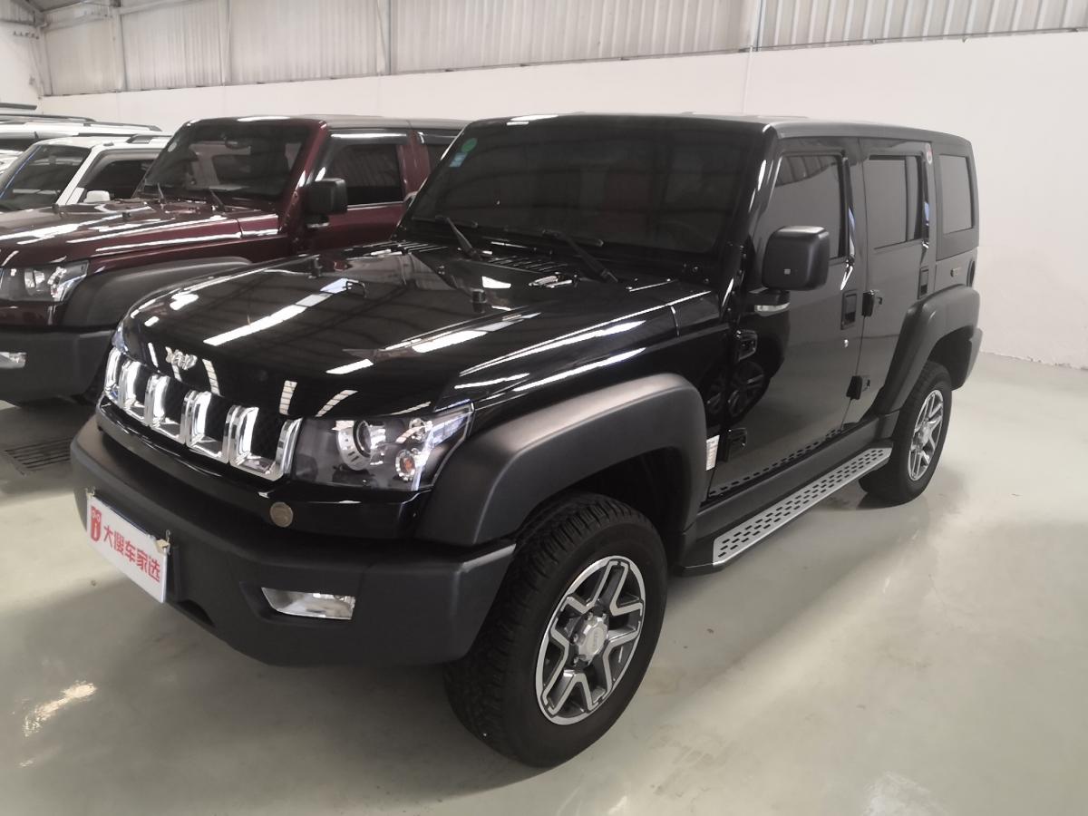 曲靖2017年12月北京bj402017款40l23t自动四驱环塔冠军版黑色自动档