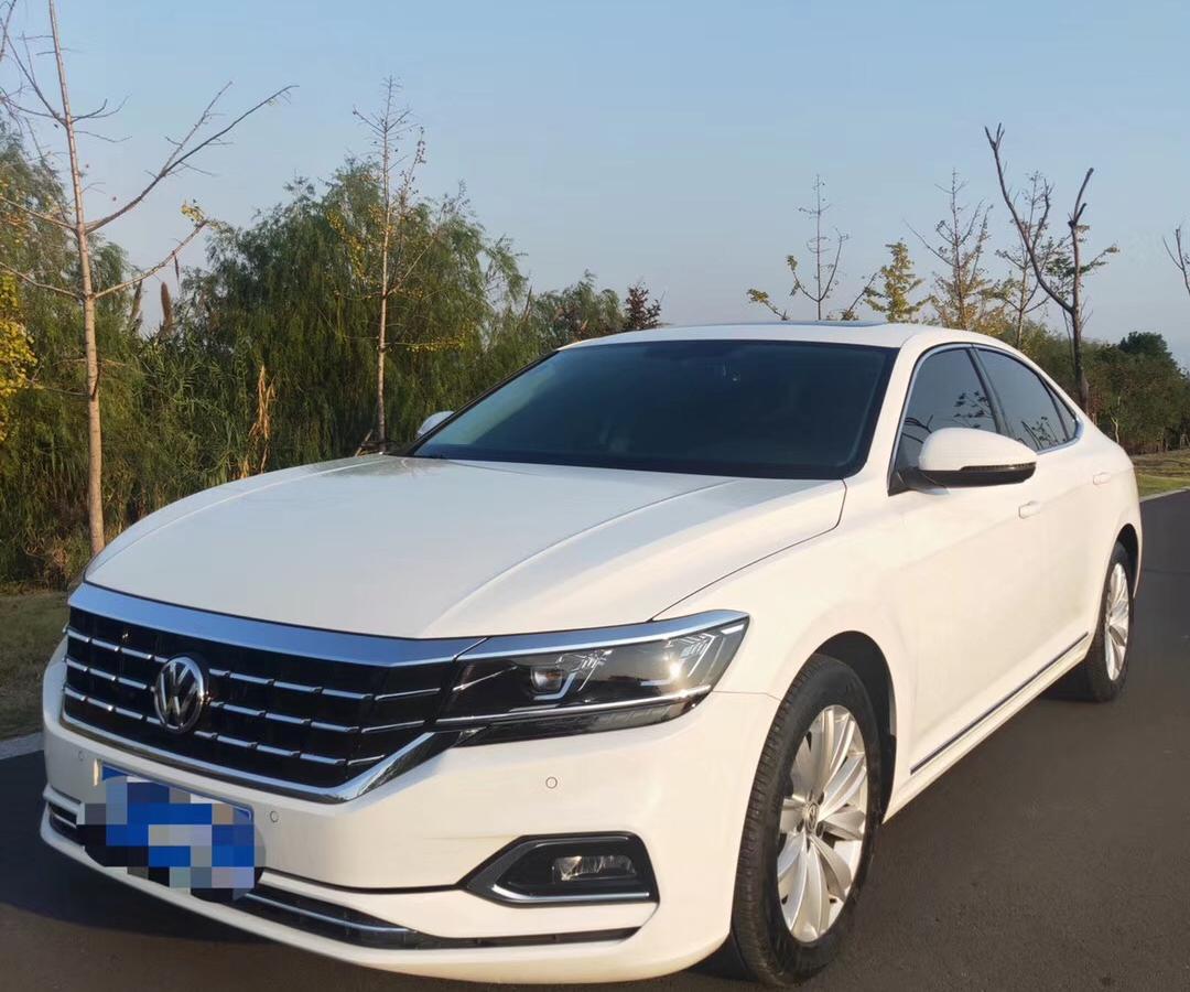 衢州2019年4月大众帕萨特2019款330tsi精英版白色自动档