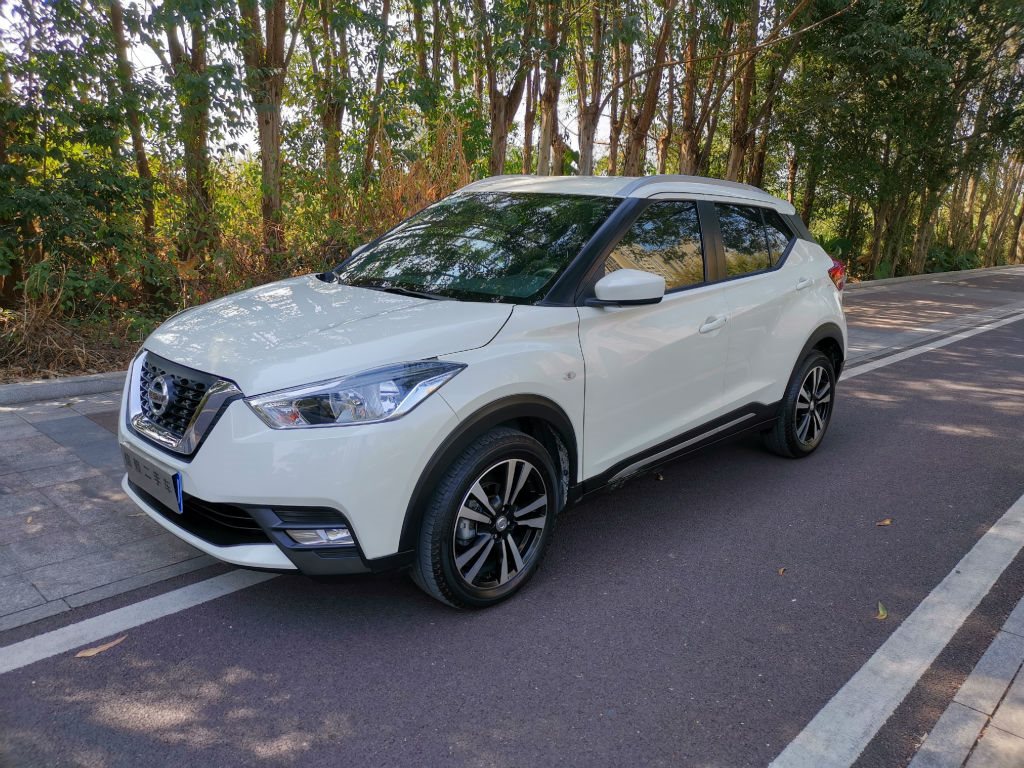 东莞2018年8月日产劲客2017款15lcvt酷享版白色自动档