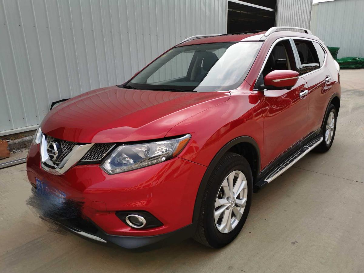 武汉2014年11月日产奇骏红色自动档