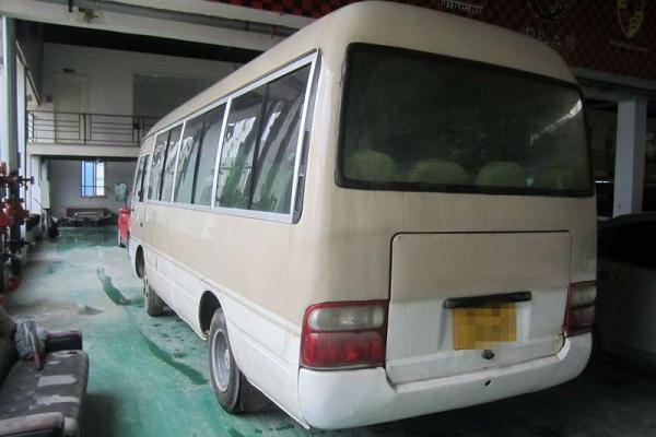 【沈阳】2003年8月 华西中巴 1万