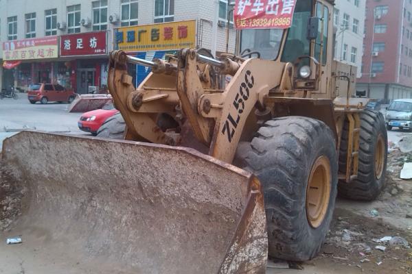 郑州2012年1月重工五菱铲车黄色自动档