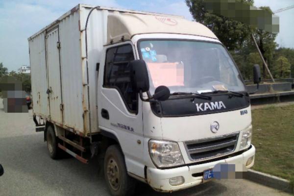 【上饶】2009年8月 凯马福来卡2800 白色 手动挡