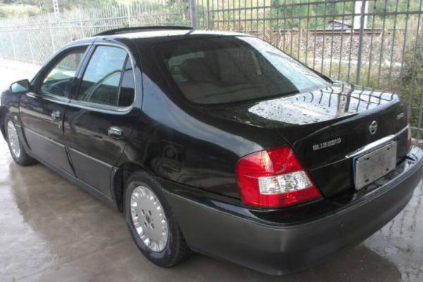 日产蓝鸟 2002年上牌