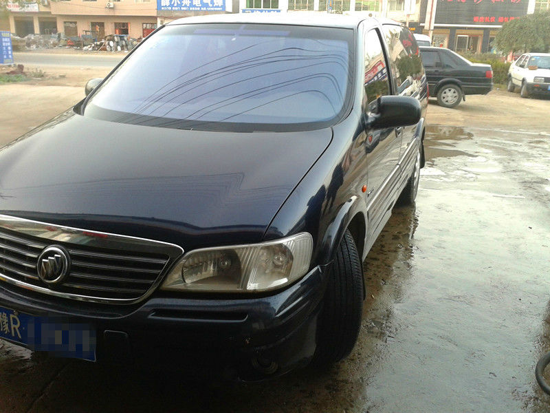 南阳2001年11月别克gl81258款陆尊30gt精英版橙色自动档