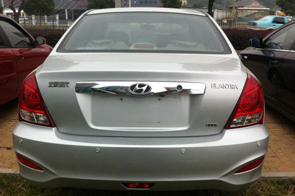 【绍兴】2012年1月 现代 伊兰特 银灰 手动挡