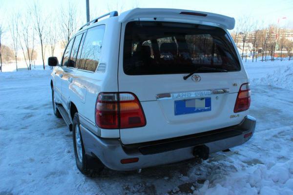 【哈尔滨】2000年9月 丰田 陆地巡洋舰 4500 白色 手动挡