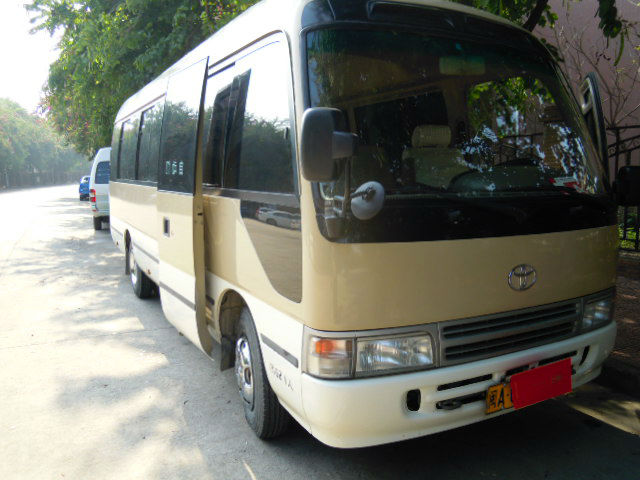 2002年10月丰田柯斯达外摆门 24座