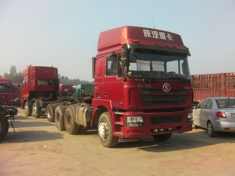 2010年11月 奥龙二手货车双驱牵引头