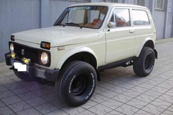 【双鸭山】1995年7月 丰田 拉达吉普车