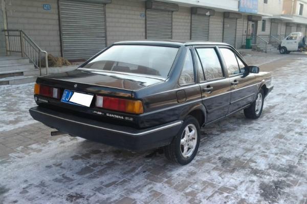 阜新大众桑塔纳2001年上牌二手车报价_多少钱,2001年上牌的大众桑塔纳