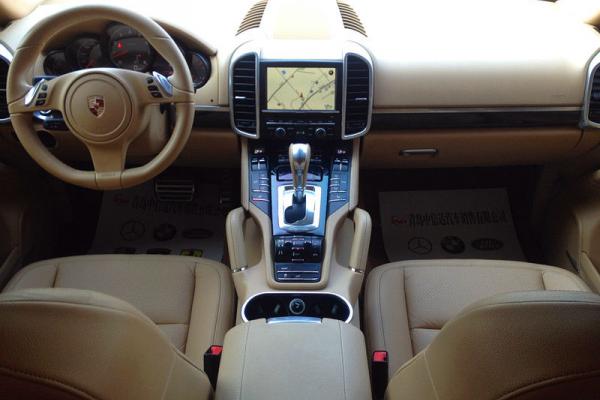 【青岛】2010年11月 保时捷 卡宴cayenne cayenne3.0t 87万