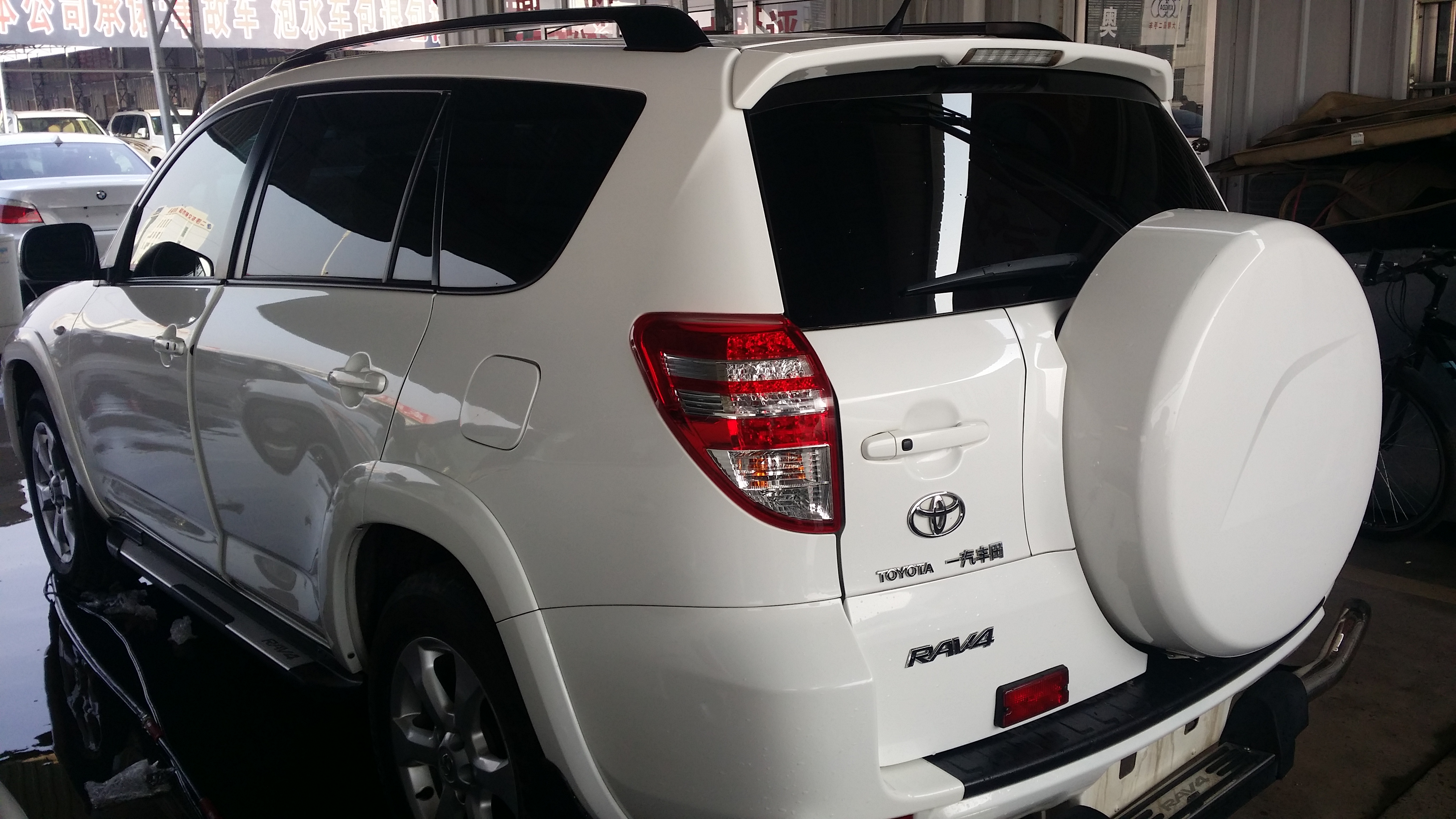 2011年12月 丰田 rav4 2.4at 四驱豪华版