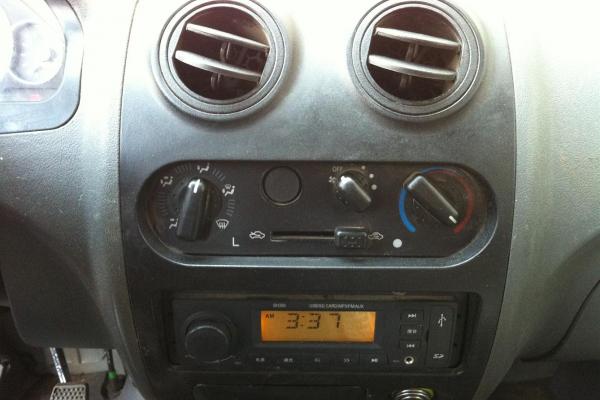 【沈阳】2012年5月 一汽 佳宝v52 1.0l实用型lj465 qe1 2.2万