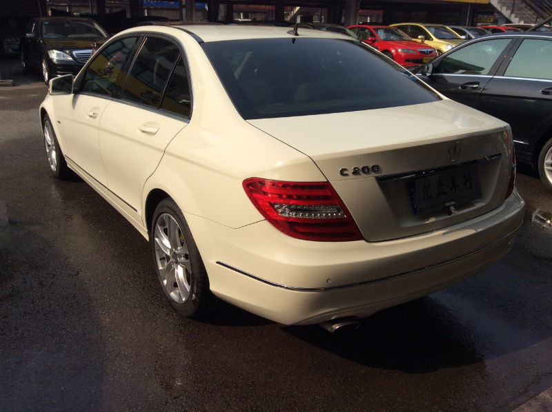 【无锡】2012年1月 奔驰 c级 c200 cgi 1.8t 时尚型 白色 自动档