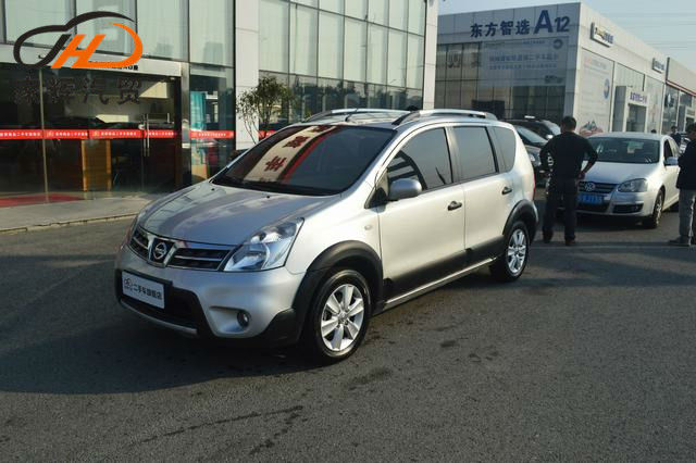 【无锡】2012年1月 日产 骊威 1.6 劲锐版 gv智能型高配 银灰 自动档