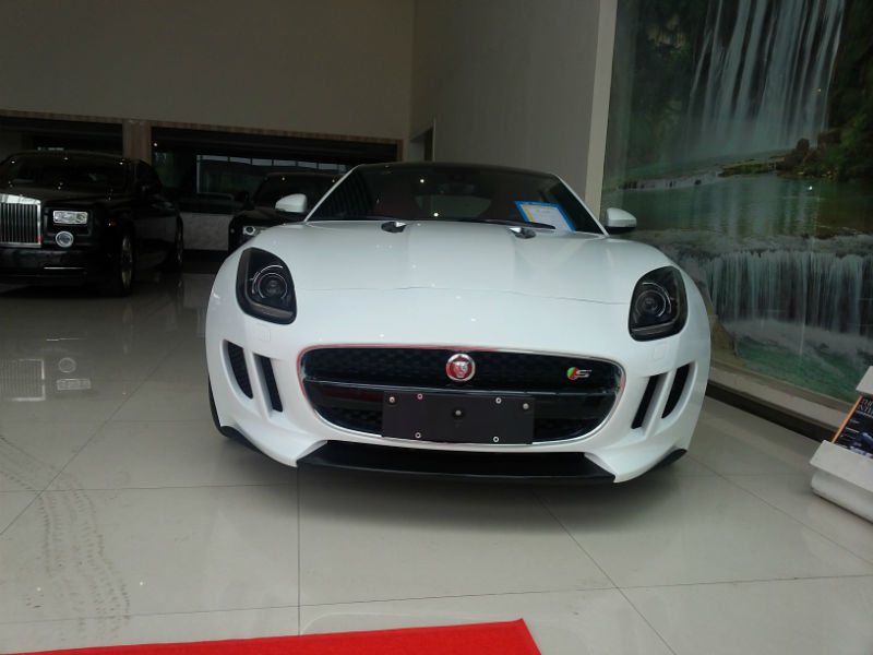 【成都】未上牌 捷豹 f-type convertible 3.0t 黑色 自動檔