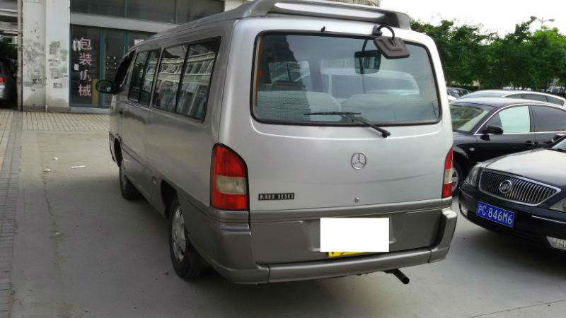 【上海】2010年9月 汇众 伊思坦纳 15座奔驰mb100 黑色 自动档