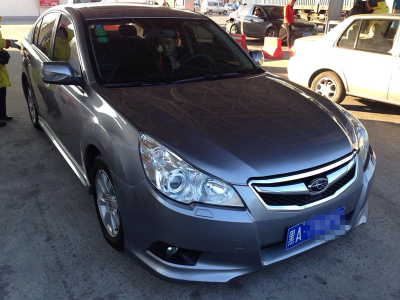 哈尔滨2010年11月斯巴鲁力狮2010款20i手动spackage运动导航版灰色