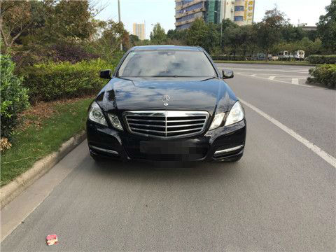 【宁波】2013年9月 奔驰 e级 e300 3.0 优雅型豪华版 黑色 手自一体