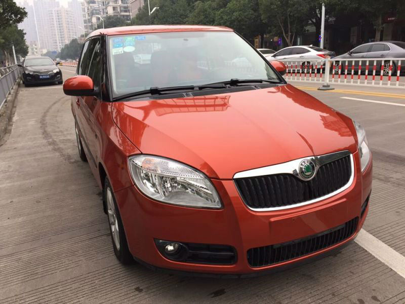 【宁波】2011年2月 斯柯达 晶锐 1.6 晶灵版 橙色 手动挡