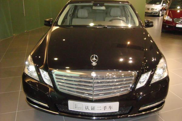 【上海】2012年5月 奔驰 e级 3.0 e300 优雅型豪华版(进口) 39.8万