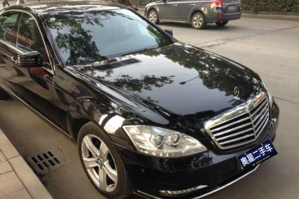 【宁波】2011年7月 2011款奔驰s300最高配 黑色 自动档