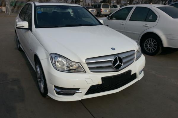 【北京】2013年10月 奔驰 c260 29万