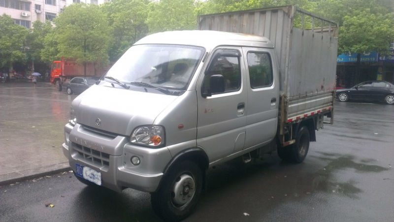 2012年1月南骏双排货车