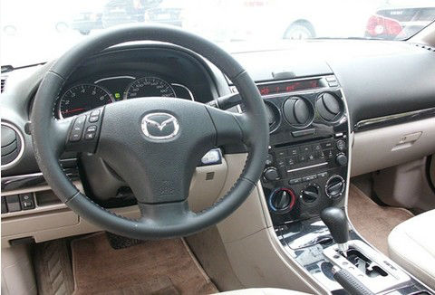 【宁波】2009年10月 马自达 马自达6 2.0l 手自一体时尚型 9万