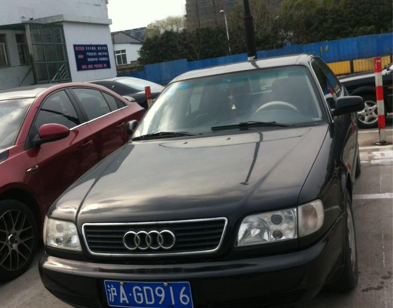 上海1995年12月奥迪奥迪a61571款28豪华型黑色手动挡