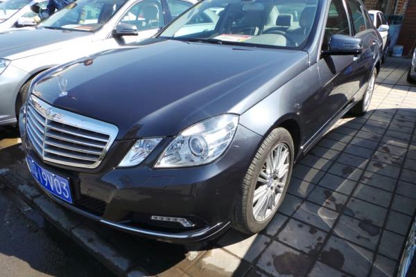 【北京】2012年10月 奔驰 e级轿车 e300优雅型豪华版 43万