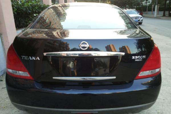 【上海】2006年6月 日产 天籁 2.3 230jk 自动豪华天窗型 7万